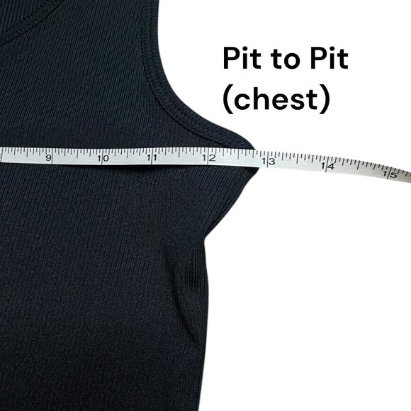 Under Armour Women’s Small Heat Gear Fitted Black Ribbed Tank Top Workout Gym - Picture 3 of 5